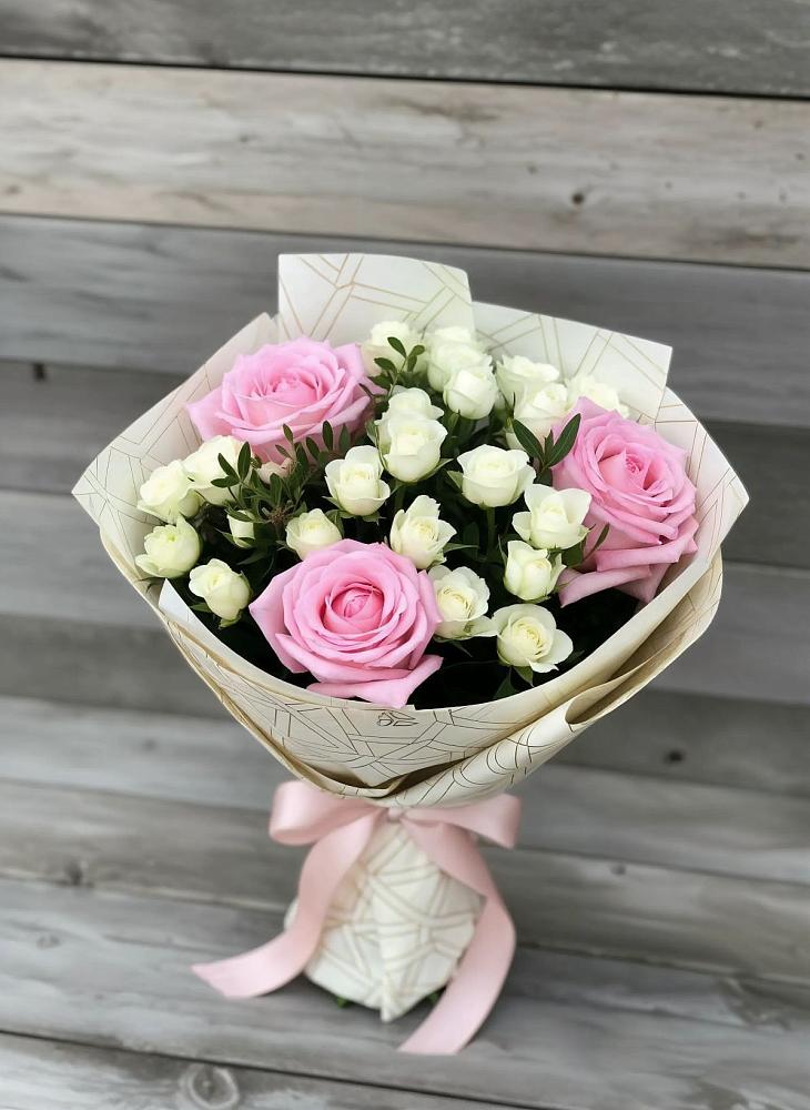 Букет цветов из: Розы в Новолабинской