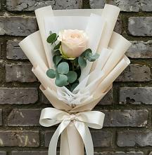 Букет цветов из:  Розы в Новолабинской