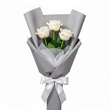 Букет 3 белые розы #REPLACE_PRED# Новолабинской