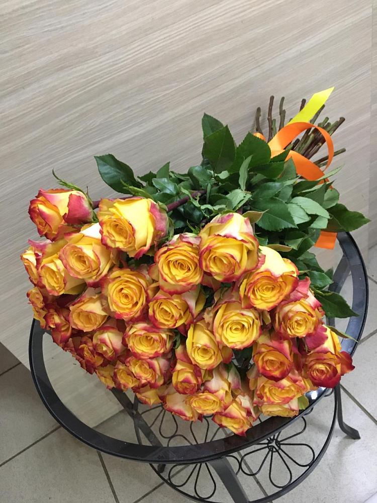 Букет Желтые розы в Новолабинской