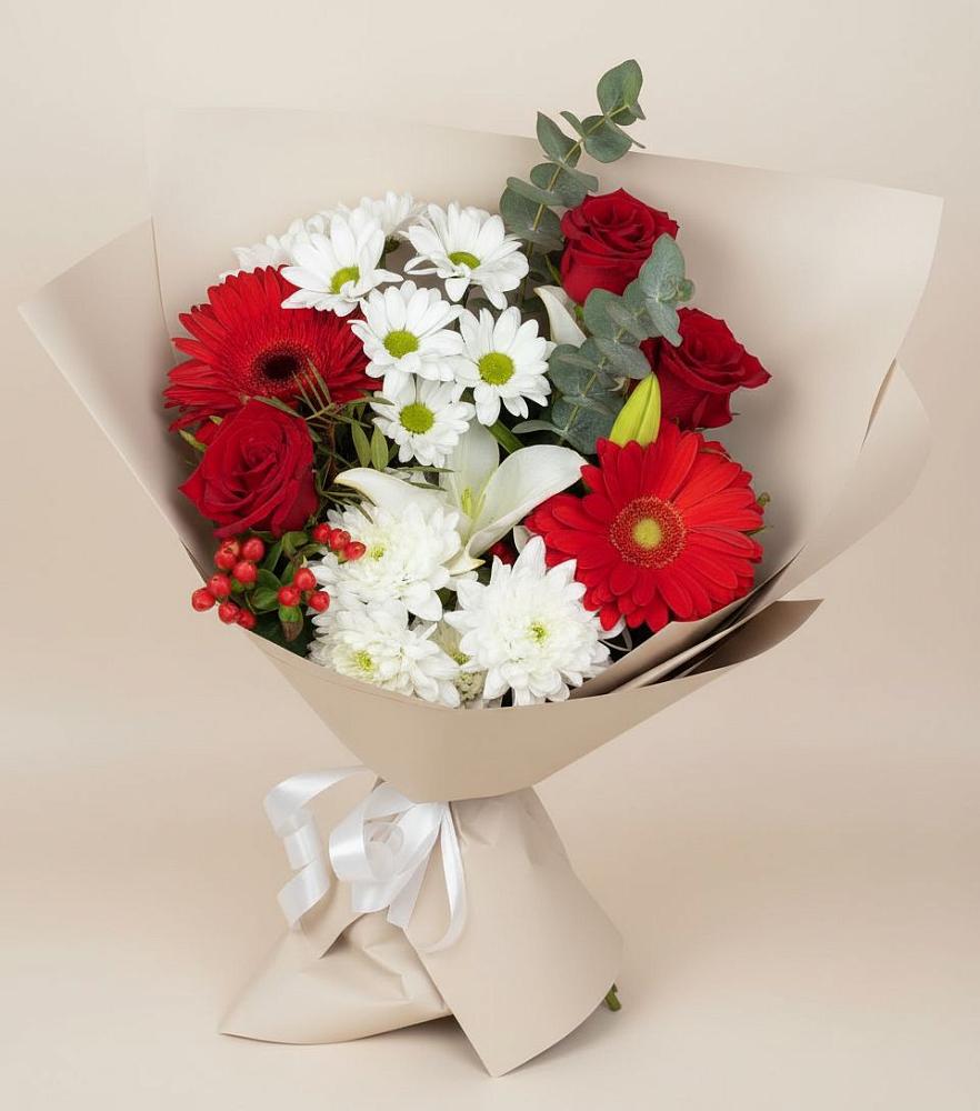 Букет цветов из: Розы, Хризантемы, Герберы и Лилии в Новолабинской