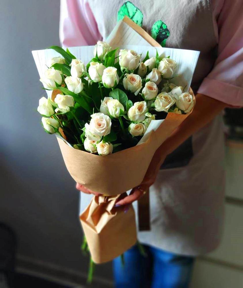Букет цветов из: Розы в Новолабинской