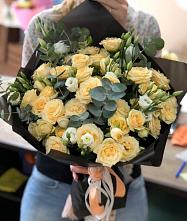 Букет цветов из:  Розы и Лизиантусы #REPLACE_PRED# Новолабинской