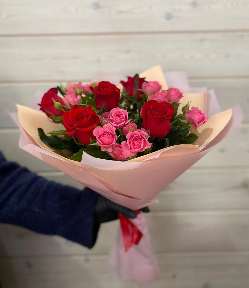 Букет цветов из: Розы в Новолабинской