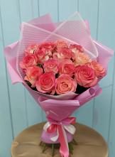 Букет 15 Розовых роз Равель в Новолабинской