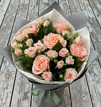 Букет цветов из:  Розы в Новолабинской