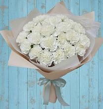 Букет цветов из:  Гвоздики в Новолабинской