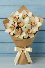 Букет цветов из:  Орхидеи и Розы в Новолабинской