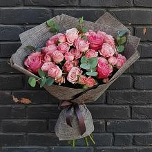 Букет цветов из:  Розы в Новолабинской